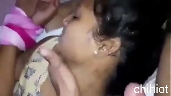 Magan ammavai kattipotu sunniyai vaayil vidugiraan - Homemade sex video