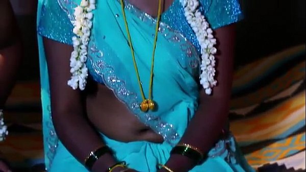 Muthal iravil kanavan manaivi sexyaaga kaamam seigiraargal - sex film