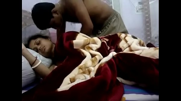 Thungum ammavai thadavi kaamam seigiraan - sex video
