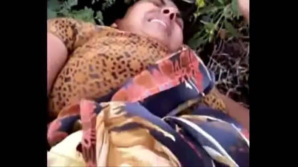 Maadu meikum pen sexyaaga mulai kuthiyai kanbikiraal - sex video