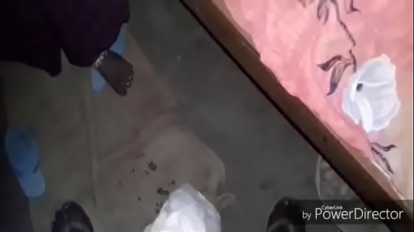 Madhurai nanbanin ammavai suuthil oothu kanjai adithu uutrugiran - sex video