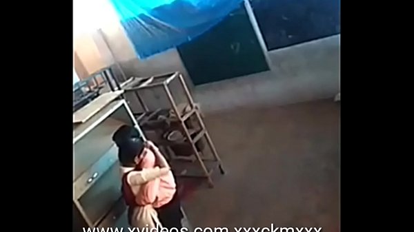 Palli maanavi pavithra sexyaaga teacherudan ookiraal - Hidden cam