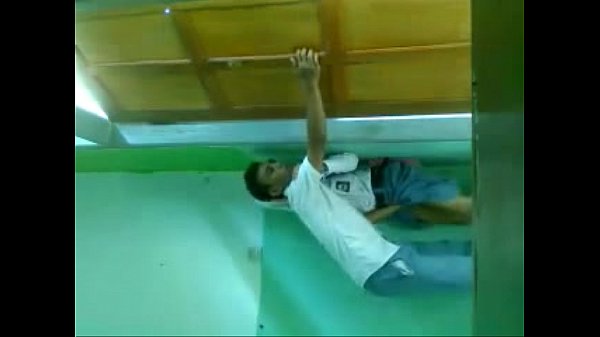 Palliyil manavaiyai vegamaga oothu kanju edukiran - sex video