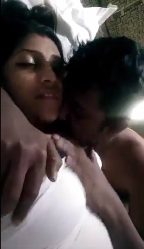 mallu houswife bedroom fun