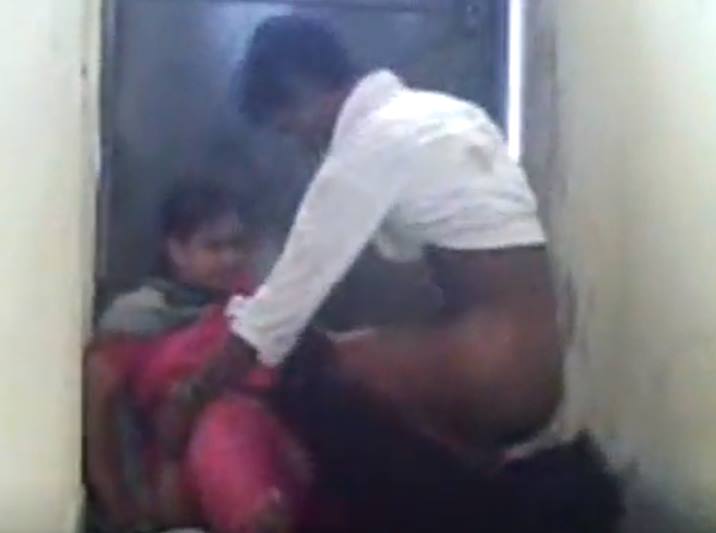 neighbour-aunty-office-payan-sex