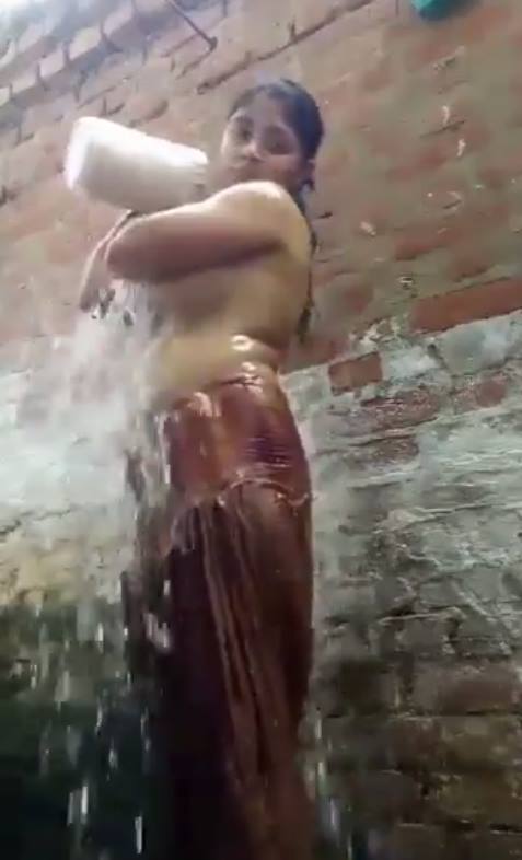outdoor-college-gil-bath