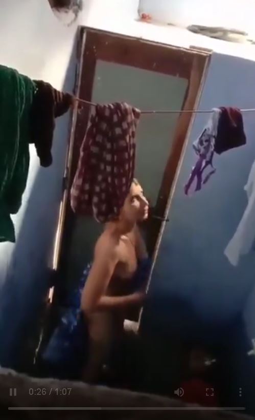 spying-neighbour-girlfriend