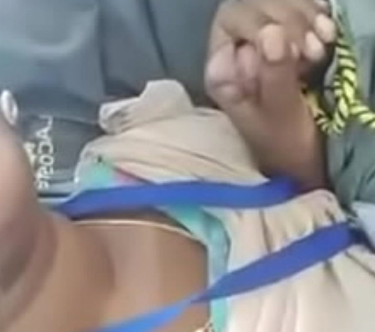 Parkil College penai usar seithu poolai oomba vidum tamil outdoor sex